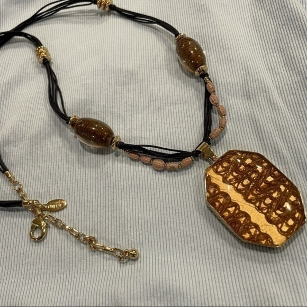 Chico’s Gold Rustic Statement Necklace - image 8